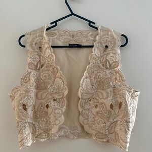 Embroidered Cropped Vest